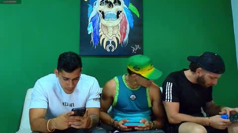 SCOTT  THEO  KAMERON  GENDERSON online show from September 17, 2:34 am