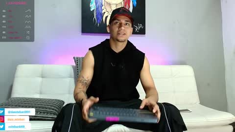 SCOTT  THEO  KAMERON  GENDERSON online show from January 12, 12:28 am