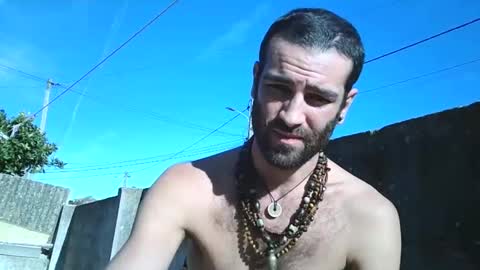 Snapshot of the_nomad_show chatting on January 14, 2:22 pm T online show from January 14, 2:22 pm