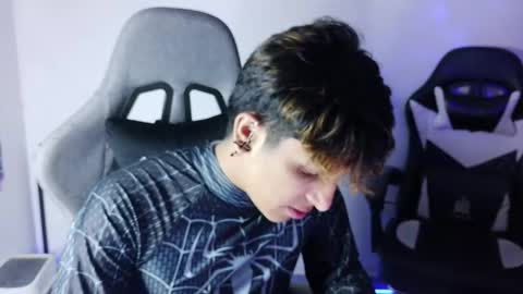 Danny online show from June 3, 4:36 am