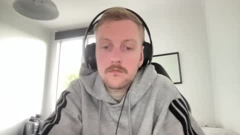 TheBaldShrink online show from October 3, 11:43 pm