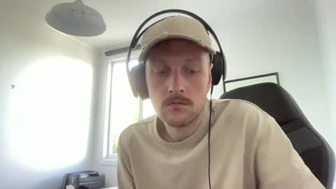 TheBaldShrink online show from October 2, 10:58 pm