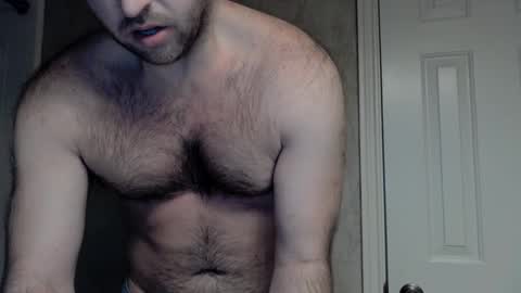 Theetwohander online show from December 3, 2:45 am