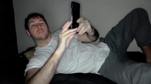 Theetwohander online show from December 4, 3:04 am