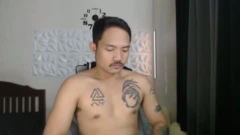 Jaycee online show from December 25, 1:30 pm
