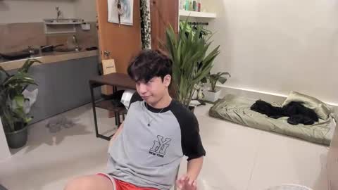 Green online show from November 18, 5:49 pm