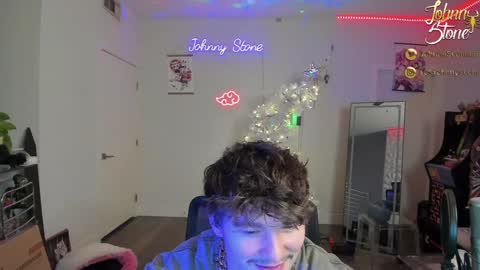 Johnny Stone online show from December 31, 12:43 am