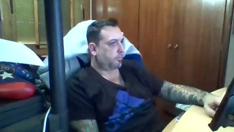 Snapshot of thekier chatting on January 5, 3:13 pm thekier online show from January 5, 3:13 pm