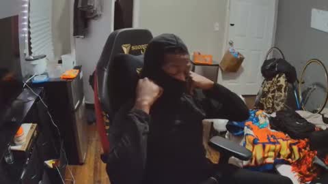 thelewdgamer online show from December 18, 9:38 am