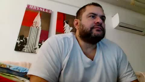 Snapshot of themastercomander chatting on December 16, 9:09 pm Big Alpha Daddy Master online show from December 16, 9:09 pm