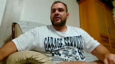 Snapshot of themastercomander chatting on October 18, 10:42 am Big Alpha Daddy Master online show from October 18, 10:42 am