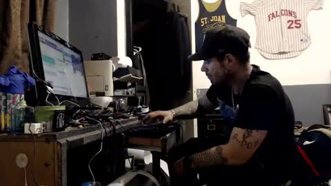 sledge online show from December 17, 2:01 am
