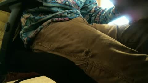 Daisy and Tim online show from February 6, 6:46 pm