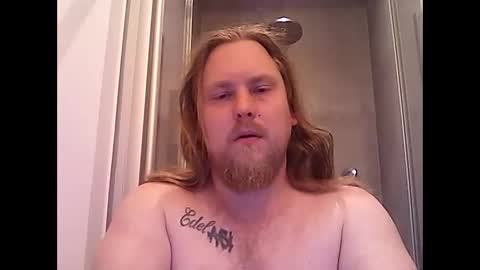 thenewdude1992 online show from October 9, 7:52 pm