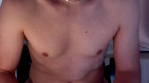 Snapshot of theofficeguy_89 chatting on September 18, 1:35 pm theofficeguy_89 online show from September 18, 1:35 pm