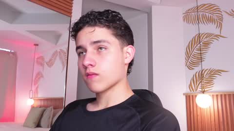  THEO- MATEO  online show from January 31, 1:45 pm