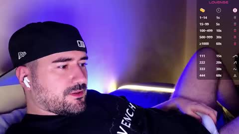 Theo Ravi online show from February 1, 4:44 am