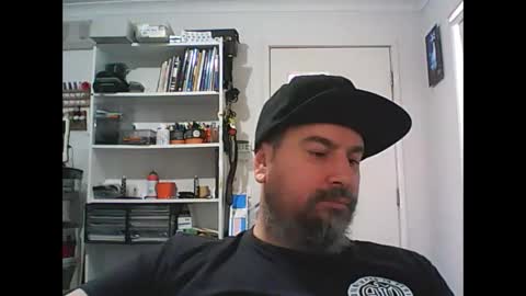 aussiebeard online show from November 27, 11:08 pm