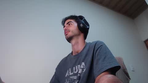 Santiago Enrique online show from March 25, 4:49 am