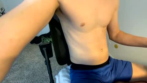 therunnerboy online show from May 17, 10:28 pm