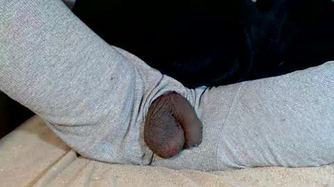 Snapshot of thetightestass14 chatting on January 13, 4:28 am thetightestass14 online show from January 13, 4:28 am