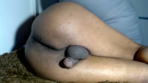 Snapshot of thetightestass14 chatting on January 2, 7:07 pm thetightestass14 online show from January 2, 7:07 pm