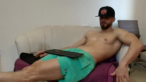 TheTopAlex online show from March 27, 5:11 am