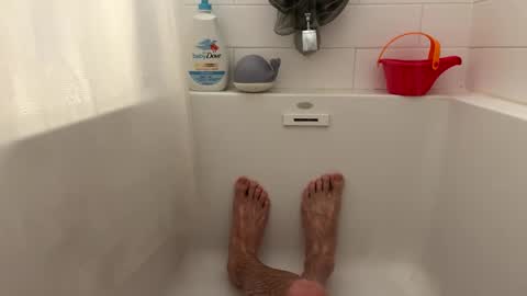 thewiggler32 online show from February 22, 3:13 pm