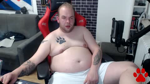 Snapshot of thewolfy31 chatting on December 19, 4:13 pm PupWolfy online show from December 19, 4:13 pm