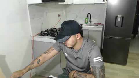 thiago_420 online show from June 23, 3:33 am
