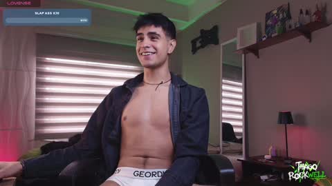 Thiago online show from February 5, 7:20 pm