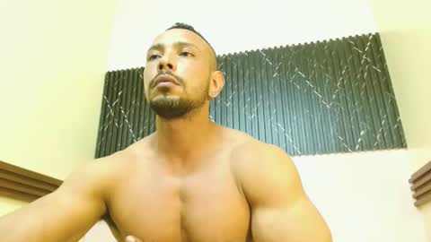 Thiago Summers online show from November 29, 5:04 pm