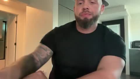 Snapshot of thiccbull12 chatting on February 24, 2:15 pm thiccbull12 online show from February 24, 2:15 pm