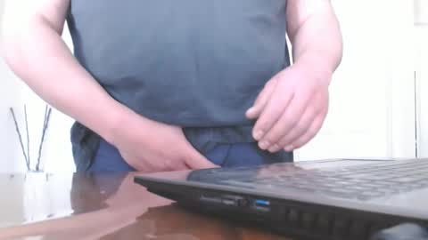 Snapshot of thickcock_cam chatting on November 1, 2:48 am thickcock_cam online show from November 1, 2:48 am