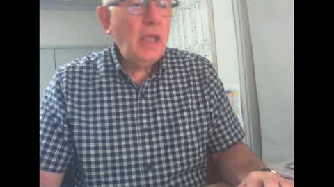 Snapshot of thickmelnik chatting on December 30, 11:37 am James online show from December 30, 11:37 am
