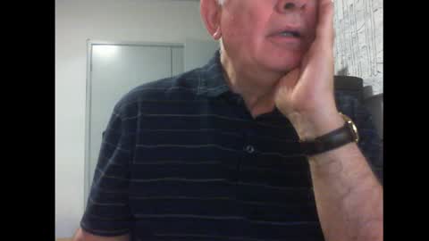 Snapshot of thickmelnik chatting on January 28, 2:21 pm James online show from January 28, 2:21 pm