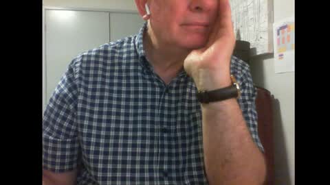 Snapshot of thickmelnik chatting on February 2, 2:02 pm James online show from February 2, 2:02 pm