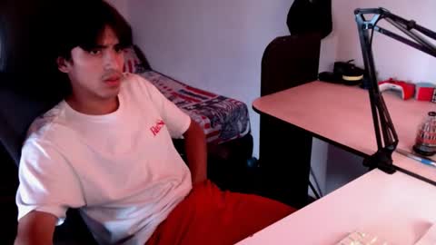 thieves_us online show from February 14, 4:31 pm