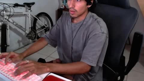 thieves_us online show from September 30, 9:51 pm