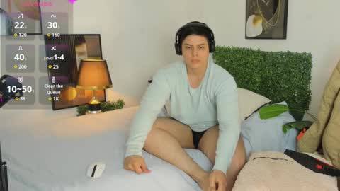 thom_ohtani online show from March 12, 2:08 am