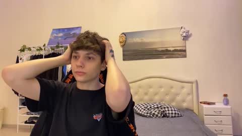 Thomas Hill online show from October 15, 9:00 pm