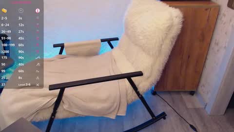 Thomas online show from December 17, 1:35 am