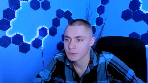 Thomas online show from February 10, 9:08 pm