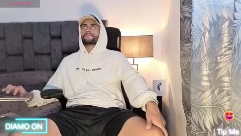 Thomas online show from October 14, 4:03 pm