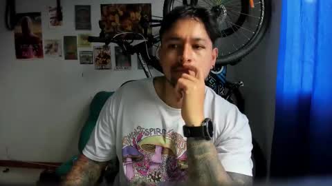 Thomas online show from November 24, 4:41 pm