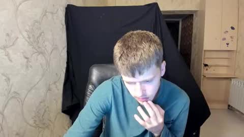 Snapshot of thomas_shelbivip chatting on September 21, 5:02 pm Tomas online show from September 21, 5:02 pm
