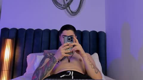 sweetfit boy online show from February 24, 7:14 pm