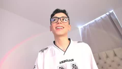 Thomy T online show from September 13, 2:51 pm