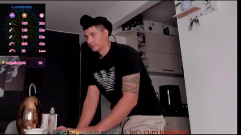 cristian online show from April 11, 12:18 am