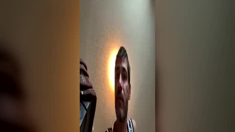 throbbing8585 online show from June 18, 6:46 pm